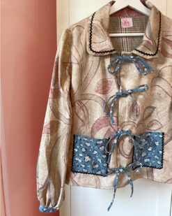 Alternative view of Blouse jas met striksluiting